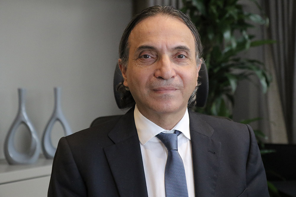 Pr. Abou Mrad Vice President of the CONFREMO New Office