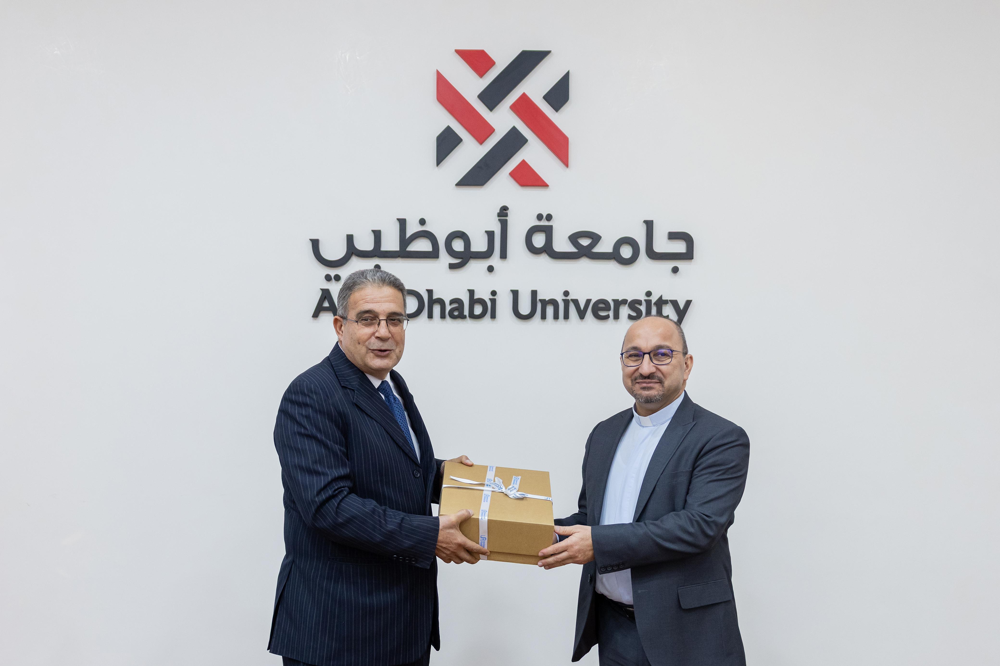 /Gallery/EnglishWebsite/News/UASignsExchangeAgreementWithAbuDhabiUniversity/6.jpg