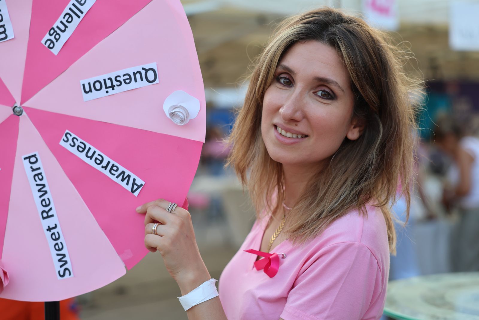 /Gallery/EnglishWebsite/News/UAStudentsJoinPinkyPromiseforBreastCancerAwareness/12.jpeg