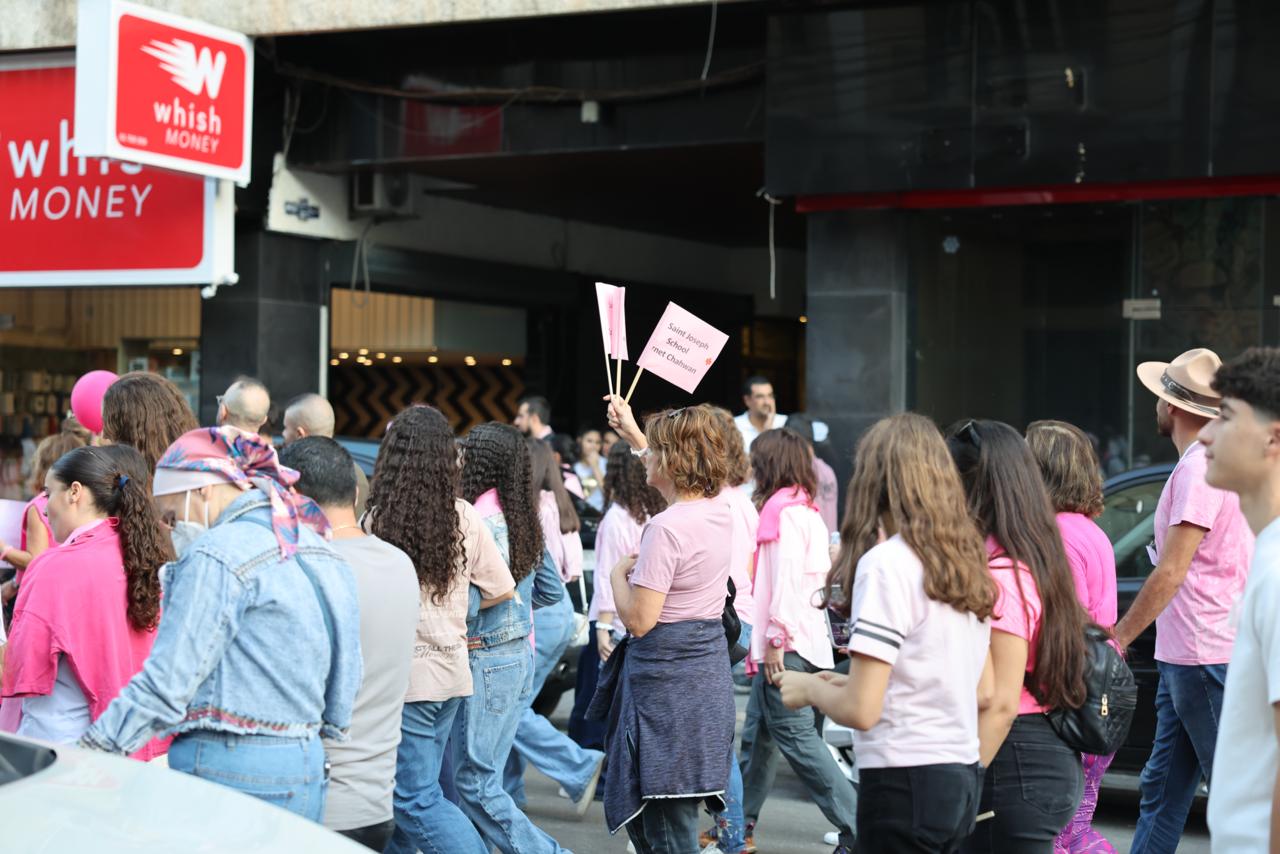 /Gallery/EnglishWebsite/News/UAStudentsJoinPinkyPromiseforBreastCancerAwareness/23.jpeg