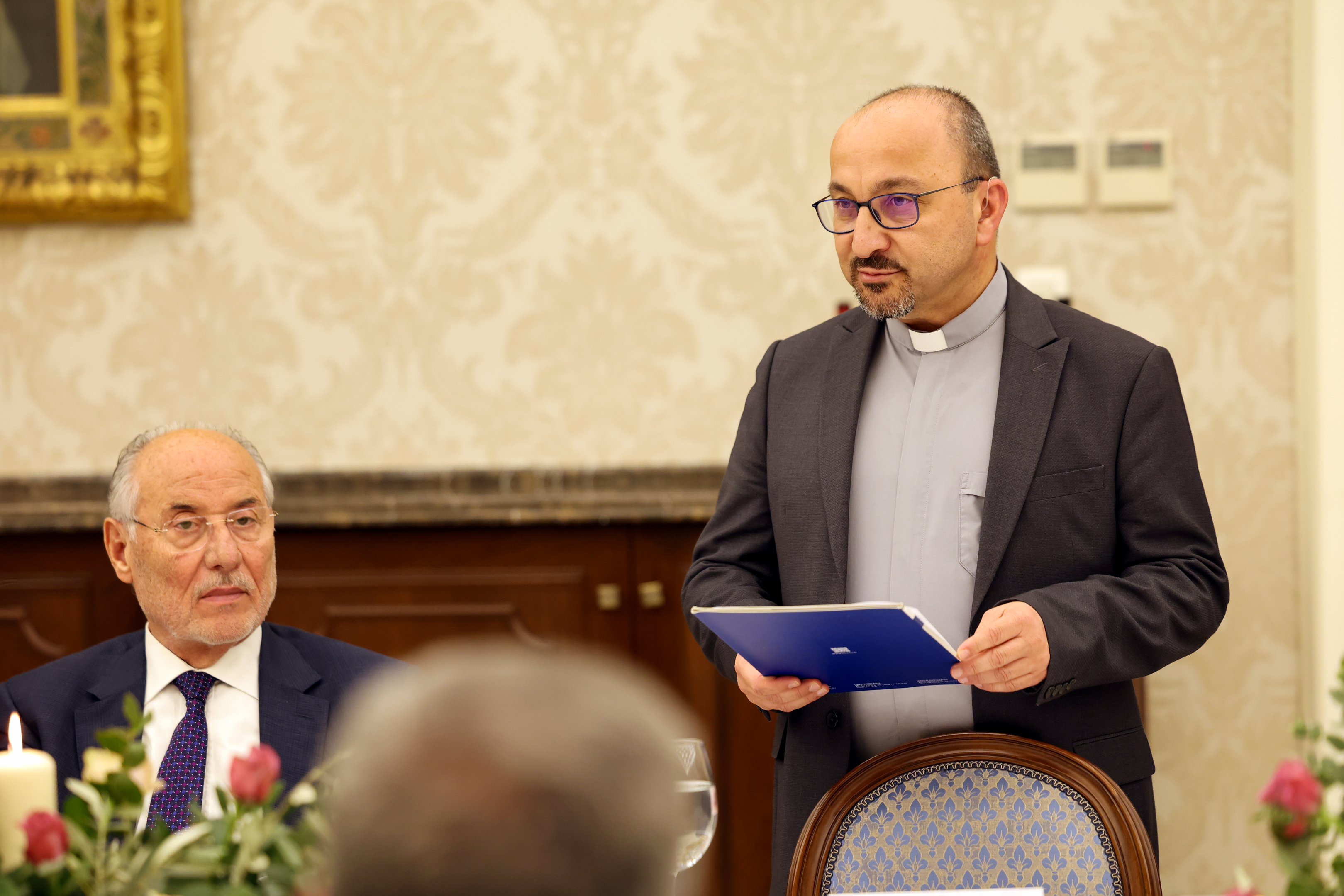 /Gallery/EnglishWebsite/News/honoring-ceremony-mazen-el-khatib/honoring-ceremony-mazen-el-khatib-2.JPG