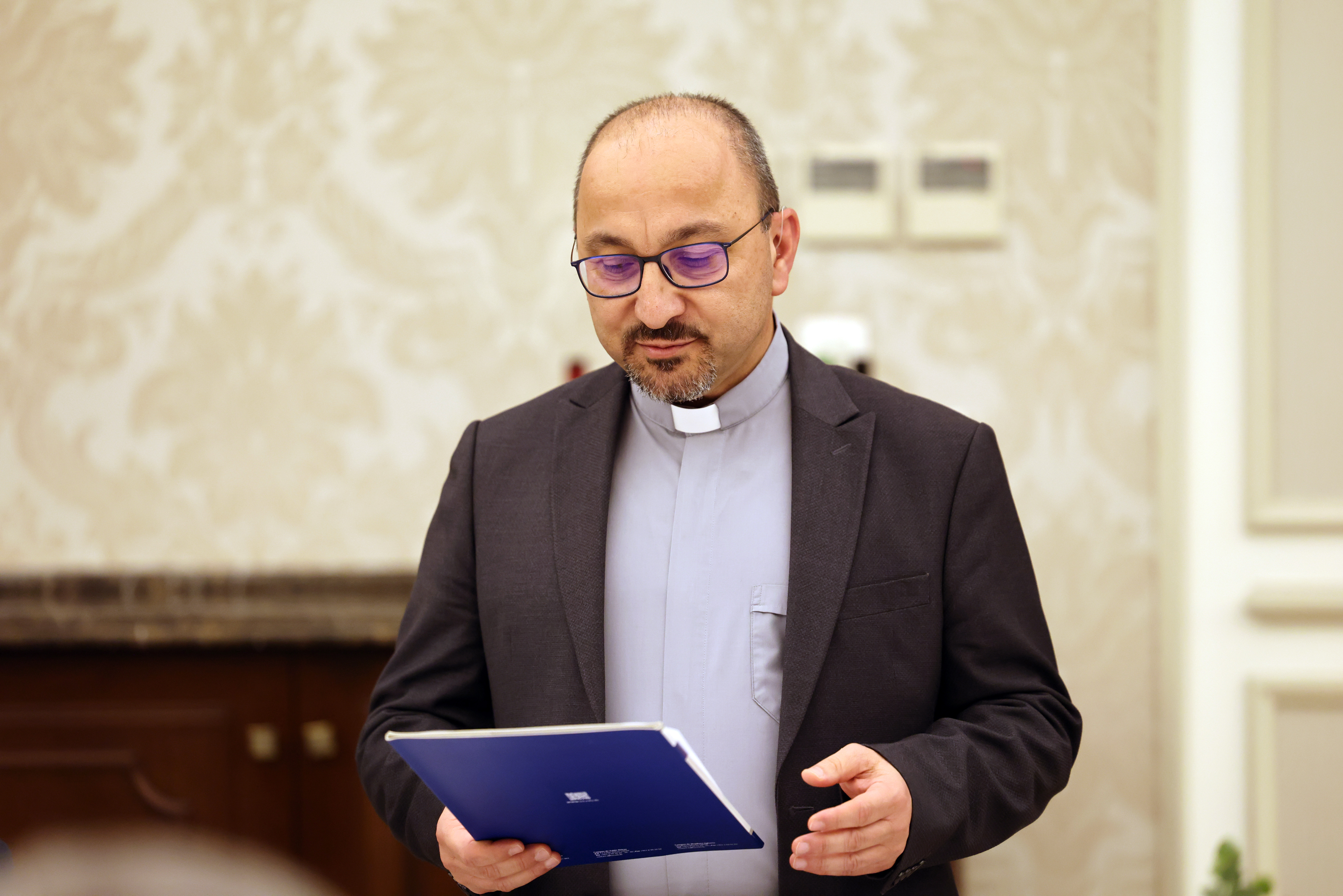 /Gallery/EnglishWebsite/News/honoring-ceremony-mazen-el-khatib/honoring-ceremony-mazen-el-khatib-7.JPG