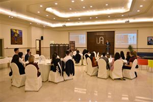 /Gallery/Events/LunchwithMr.RogerFarhat/JOE_9337.JPG