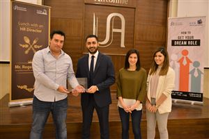 /Gallery/Events/LunchwithMr.RogerFarhat/JOE_9363.JPG