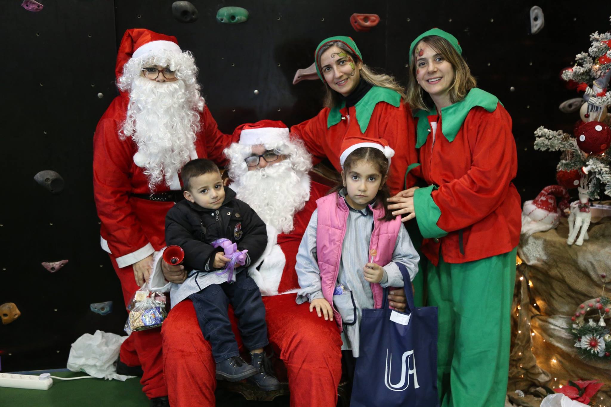 /Gallery/mainwebsitephotos/ListingEvents/UACHRISTMAS2018/100.jpg
