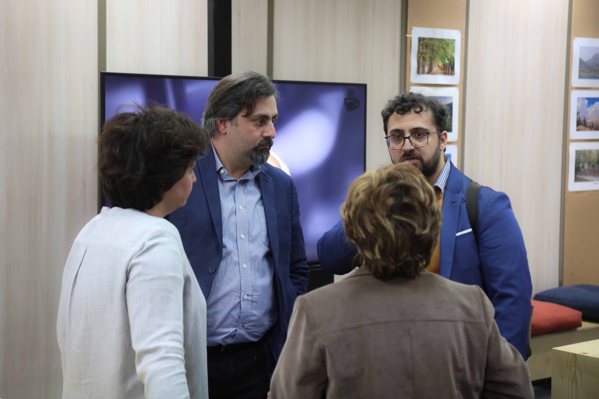 /Gallery/mainwebsitephotos/eventtest/CoffeewiththeRector/16.jpg