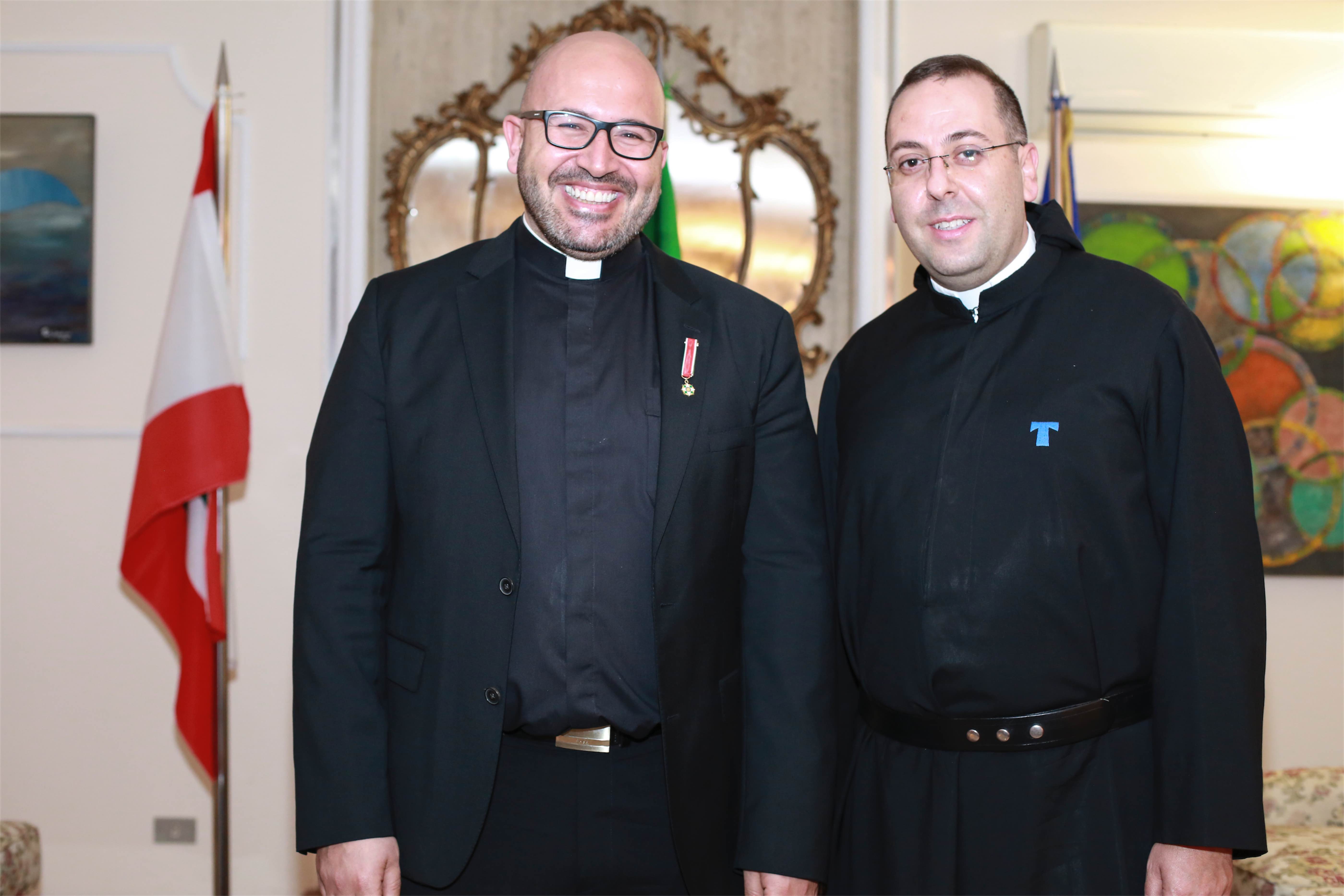 /Gallery/mainwebsitephotos/eventtest/FatherTouficMaatoukisMadeKnightoftheOrderoftheStarofItaly/5-ua-father-toufic-maatouk-knight-of-the-order-of-the-star-of-italy.JPG